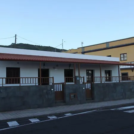 Casas La Torre Isora